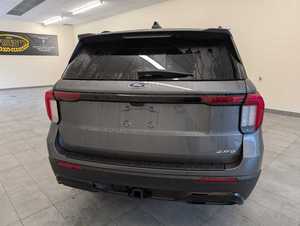 Gran Oferta Nuevo Explorer ST-Line 4WD 2026, un SUV de tres filas inspirado en el mundo deportivo con un motor EcoBoost I-4 de 2.3L estándar - Product Image 4