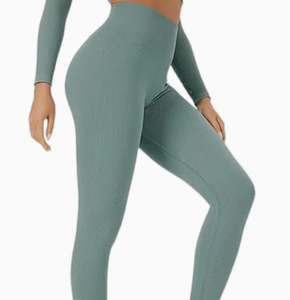 Sujetador deportivo personalizado para mujer y ropa deportiva Crop Tops con pantalones cortos de malla Leggings de yoga Ropa de gimnasio Chándal de entrenamiento físico - Product Image 2