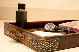 Plateau de service en bois fabriqué à la main en palissandre designer plateau de service cadeau de pendaison de crémaillère plateau décoratif pour mariage décor à la maison - Product Image 6