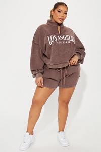 Sweat-shirt et short personnalisés de haute qualité avec fermeture éclair complète en molleton de coton biologique délavé au soleil pour femmes - Product Image 4