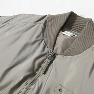 Chaqueta de bombardero Contraste de color A prueba de viento Impermeable Casual Cierre de cremallera delgada Soporte Transpirable Tallas grandes - Product Image 4