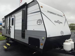 Nuevo Remolque de Viaje Todoterreno Estándar F-o-r-e-s-t R-i-v-e-r Ozark 2500THK 2025 - Product Image 2