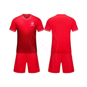 Uniforme de fútbol teñido liso al por mayor de entrenamiento con el mejor precio, fabricante de Pakistán, uniforme de fútbol para venta en línea - Product Image 2