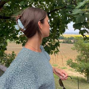 Grandes pinces à cheveux en acrylique - Pinces à cheveux à maintien ferme pour cheveux épais, barrettes antidérapantes pour femmes et filles - Product Image 6