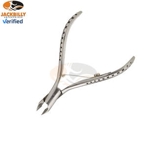 Cortaúñas Profesional Sally Hansen de Acero Inoxidable con Estuche para un Cuidado de Uñas con Calidad de Salón en Casa - Product Image 6