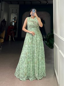 Vestido Étnico Largo sin Mangas con Estampado Floral para Mujer, Color Verde Menta, para Fiestas y Eventos Festivos - Product Image 2