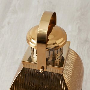 โคมไฟสแตนเลสชุบทองมีสไตล์พร้อมกระจกเหมาะสำหรับตกแต่งโต๊ะในงานแต่งงานและงานปาร์ตี้ - Product Image 6