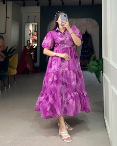 Vestido de Fiesta Elegante de Algodón y Seda Georgette con Estampado Floral en Capas, Hermoso para Vacaciones en la Playa, Precio al por Mayor, Surat - Product Image 4