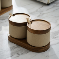 Pot à épices en céramique fait main avec couvercle en bois, pot de rangement minimaliste pour la cuisine, pour sel, sucre, herbes, assaisonnements