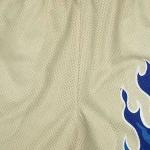 Pantalones cortos de baloncesto para hombre con logotipo personalizado Pantalones cortos de verano Impresión por sublimación Pantalones cortos de malla de poliéster transpirable Peso pesado - Product Image 4