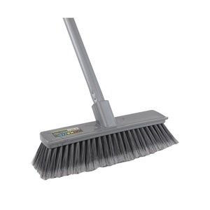 Escoba Profesional de Cerdas Suaves de PP para Limpieza de Suelos con Mango Largo de Metal, Suministro de Fábrica, Manual - Product Image 1