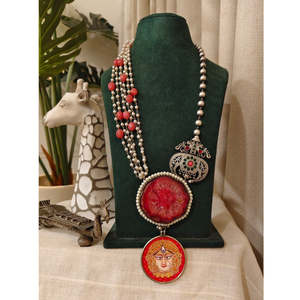 Collier Pichwai Tribal Tales avec design multi-perles, bijou de collection culturelle - Product Image 3