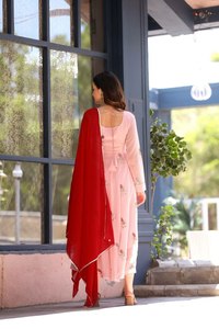 Ropa de manga larga y Maxi Kurtis india y pakistaní para diferentes tipos de cuerpo hecha a mano Kurti Desi - Product Image 3