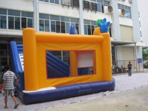 Château gonflable à thème ananas pour la location de fêtes pour enfants - Product Image 3