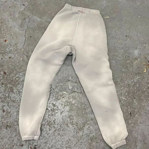 Wholesale Custom Logo Vintage Sun Fad <b>Oversized</b> Unisex 100% Cotton Fleece Sweatpants Long Length Mid Elastic <b>Joggers</b> for Men's - Product Image 4