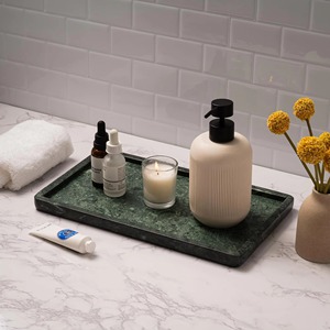 Plateau carré en marbre vert avec finition élégante idéal pour servir des collations, des boissons et une décoration de table en Inde - Product Image 2