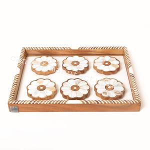 Plateau d'incrustation en bois de marbre d'usine directe avec sous-verres ou assiettes en nacre ronde incrustation d'os arabe pour un usage domestique - Product Image 1