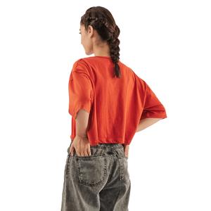 เสื้อยืดครอปสำหรับผู้หญิงเสื้อยืดคอกลมเข้ารูปผ้าคอตตอนสีแดงดีไซน์ใหม่สำหรับฤดูร้อนป้ายโลโก้ขนาดพิเศษออกแบบได้ตามที่ต้องการ - Product Image 6