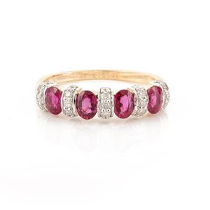 Producto más vendido de anillo de compromiso de media eternidad de rubí y diamante de corte ovalado natural 100% en oro amarillo sólido de 18K - Product Image 1