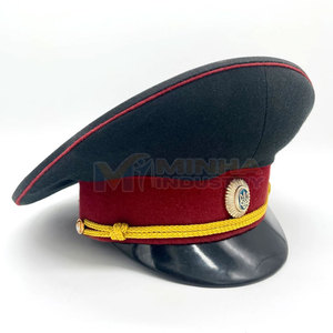 Gorro de Pico Estructurado para Uniforme Formal, Tela Suave, Diseño Moderno, Gorro de Pico para Atuendos Inspirados en Uniformes Profesionales - Product Image 1