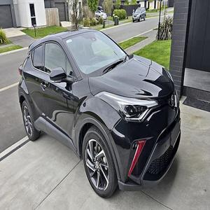 Alta calidad Toyota CHR Calidad Premium En stock Bastante usado y nuevo Fresco y limpio Excelente estado Conducción a la derecha - Product Image 5
