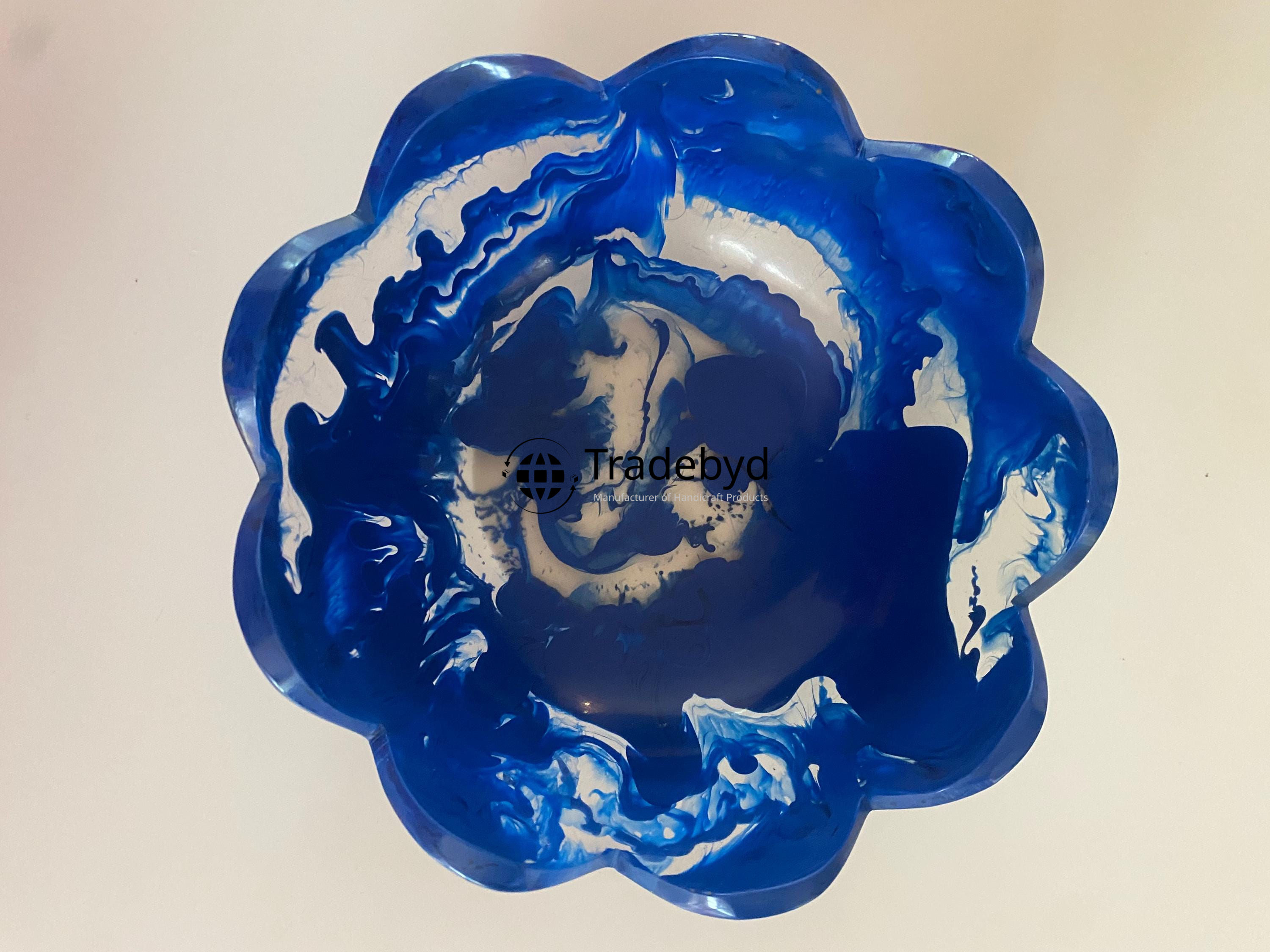 Available in different Colors