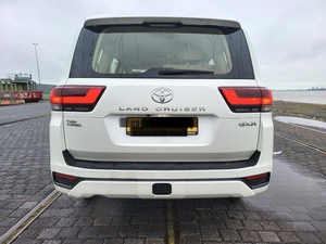 Nuovissimo Toyota Land Cruiser SUV LC300+EXECUTIVE 70th 7 posti EUreg 305kw 415hp benzina cambio automatico versione tedesca - Product Image 6