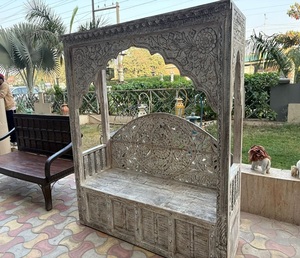 Comptoir de décrochage sculpté en bois massif avec design ornemental pour café en plein air, restaurant, événement, foire de mariage et décoration d'exposition - Product Image 1