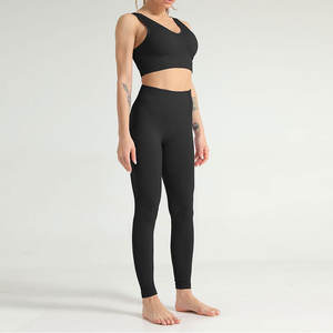 Ensemble de yoga 2 pièces de meilleure qualité nouveau design pour vêtements de fitness/ensemble de yoga pour femmes imprimé par sublimation en vente - Product Image 2