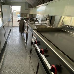 Camión de Comida Móvil para Catering y Helados, Totalmente Equipado, con Permiso de Venta, Camión de Comida Usado, Camión de Comida para Exteriores, Listo para Suministro - Product Image 5