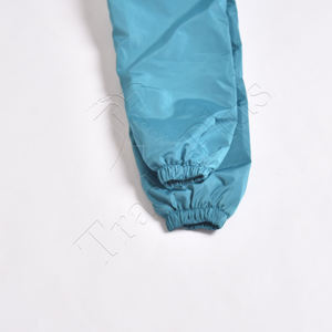 Veste de pluie légère et imperméable pour hommes, coupe-vent à capuche pour la randonnée en plein air avec capuche pour les jours de pluie, vente en gros - Product Image 5