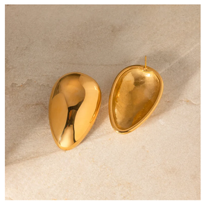 Boucles d'oreilles simples en acier inoxydable plaqué or 18 carats avec grand anneau lisse Boucles d'oreilles de luxe pour femmes - Product Image 4