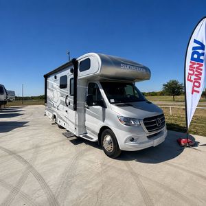 Premium Sunseekerr Motorhome Gray Aluminum Modern Travel Trailer 4 Person With Slide-out Kitchen And <b>Sticker</b> Design - Product Image 1