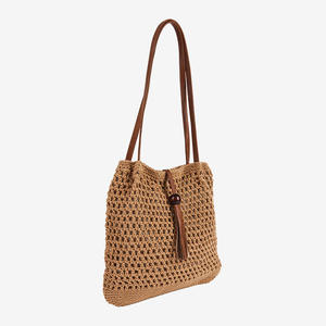 Sac tissé en polyester style ethnique au crochet avec perles en bois et pompon, nouveauté pour femme, style plissé ajouré pour vacances à la plage - Product Image 2