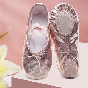 Chaussons de ballet souples pour filles avec empeigne en toile hautement extensible, doublure en coton et semelle extérieure en cuir véritable pour le yoga et la danse - Product Image 5