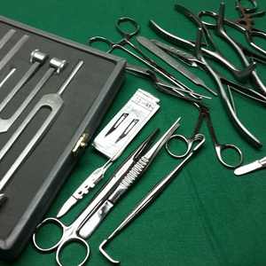 Juego de 30 Piezas de Instrumentos Quirúrgicos Ortopédicos Veterinarios Manuales, Kit de Herramientas Médicas de Acero Inoxidable de Alta Calidad, Certificado CE - Product Image 4