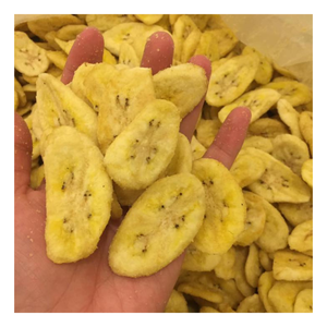 Chips de plátano secos con textura ligeramente crujiente y rebanadas uniformes desarrollados para programas de exportación de snacks |   Suministro al por Mayor - Product Image 1