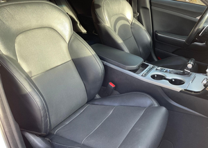 KIA STINGER GT AWD 2018 d'occasion à prix réduit, conduite à gauche/droite - Product Image 2