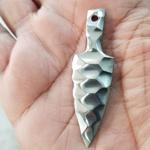 Pendentif Viking Gothique en Acier Damas à Vente Chaude, Pendentif de Collier en Acier Damas Fait Main avec Design Personnalisé - Product Image 2