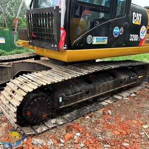 รถขุด CAT3202L คุณภาพสูงสำหรับขาย พร้อมบริการหลังการขายที่ยอดเยี่ยม รับประกัน - Product Image 4