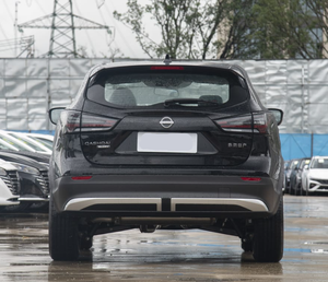 SUV Compacto de 2.0L CVT con Volante a la Izquierda, Aire Acondicionado Automático, Neumáticos R17, 5 Plazas, Euro VI con Pantalla Táctil de 12.3 Pulgadas - Product Image 6