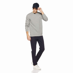 Sweat-shirt à capuche à manches longues pour homme, de couleur grise, en coton Polyester avec un Design et une marque personnalisés - Product Image 5