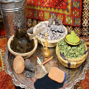 Coffret cadeau de spa marocain Hammam |   Savon noir, Gant Kessa, Argile Ghassoul, Huile d'argan, Eau de rose, Pack exfoliant, Ensemble de luxe pour spa, Pro - Product Image 1