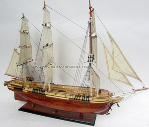 Modèle de bateau à voile en bois peint à la main ROCKINGHAM - Origine Vietnam - Décoration d'intérieur - Product Image 2