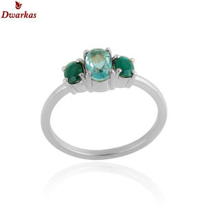 Exportateur en gros de bijoux fins de luxe, bague en argent sterling 925 avec trois pierres précieuses en onyx vert, cadeau de mariage pour femmes - Product Image 1