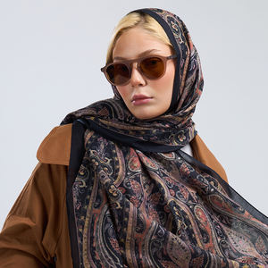 Bufanda de Pashmina para Mujer, Estilo Gótico con Paisley y Adornos Antiguos, Acabado Mate, Tacto Suave, Sensación de Algodón, Ligera, para Todas las Temporadas - Product Image 4