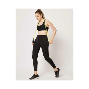 Ensemble de vêtements de sport pour femmes Comfort Fit avec taille élastique couleur unie pour l'entraînement quotidien - Product Image 6