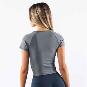 T-shirt unisexe de haute qualité avec logo personnalisé, décontracté, vierge en polyester biologique et coton pour femme - Product Image 4