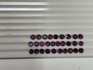 Lot de pierres précieuses en grenat rhodolite rose naturel certifié IGI, forme ronde de 7 mm, calibrées, par Sadiya International - Product Image 2