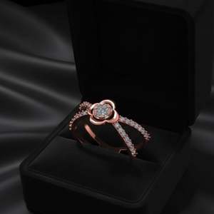 Anillo de diamantes en forma de estrella hecho en oro rosa de 14k - Product Image 1